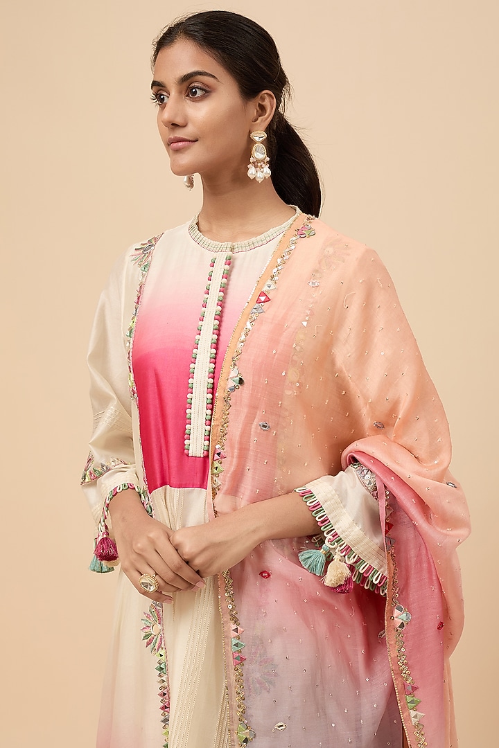 Ivory & Pink Chanderi Silk Hand Embroidered Kurta Set by Loka By Veerali Raveshia at Pernia's Pop Up Shop