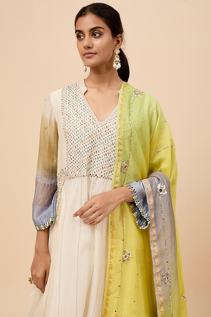 Ivory & Teal Chanderi Silk Hand Embroidered Kurta Set by Loka By Veerali Raveshia at Pernia's Pop Up Shop