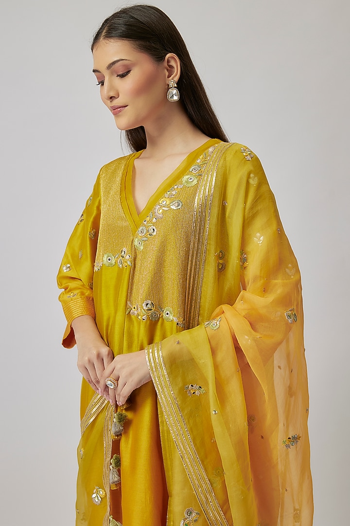 Mustard Ombre Chanderi Silk Embroidered A-Line Kurta Set by Loka By Veerali Raveshia at Pernia's Pop Up Shop