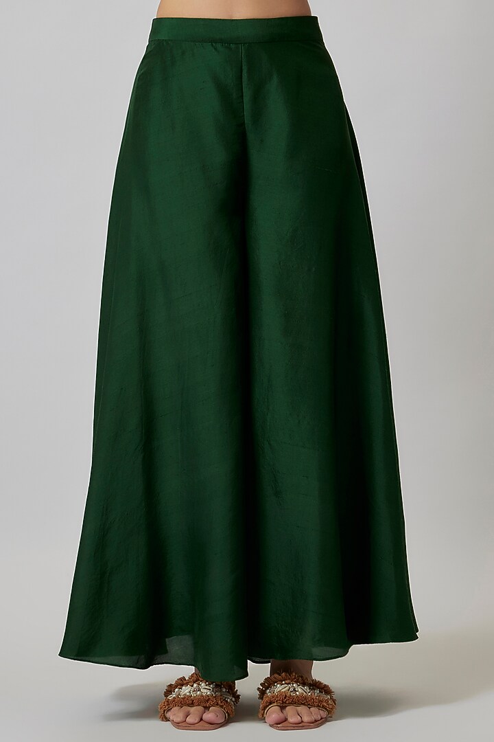 Bottle Green & Aubergine Dupion Silk Hand Embroidered Kaftan Set by Loka By Veerali Raveshia at Pernia's Pop Up Shop