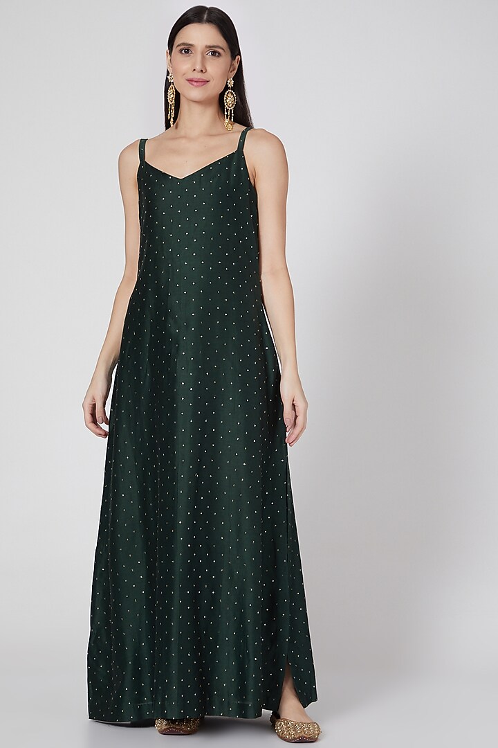 Emerald Green Flared Cape Set by Loka By Veerali Raveshia at Pernia's Pop Up Shop