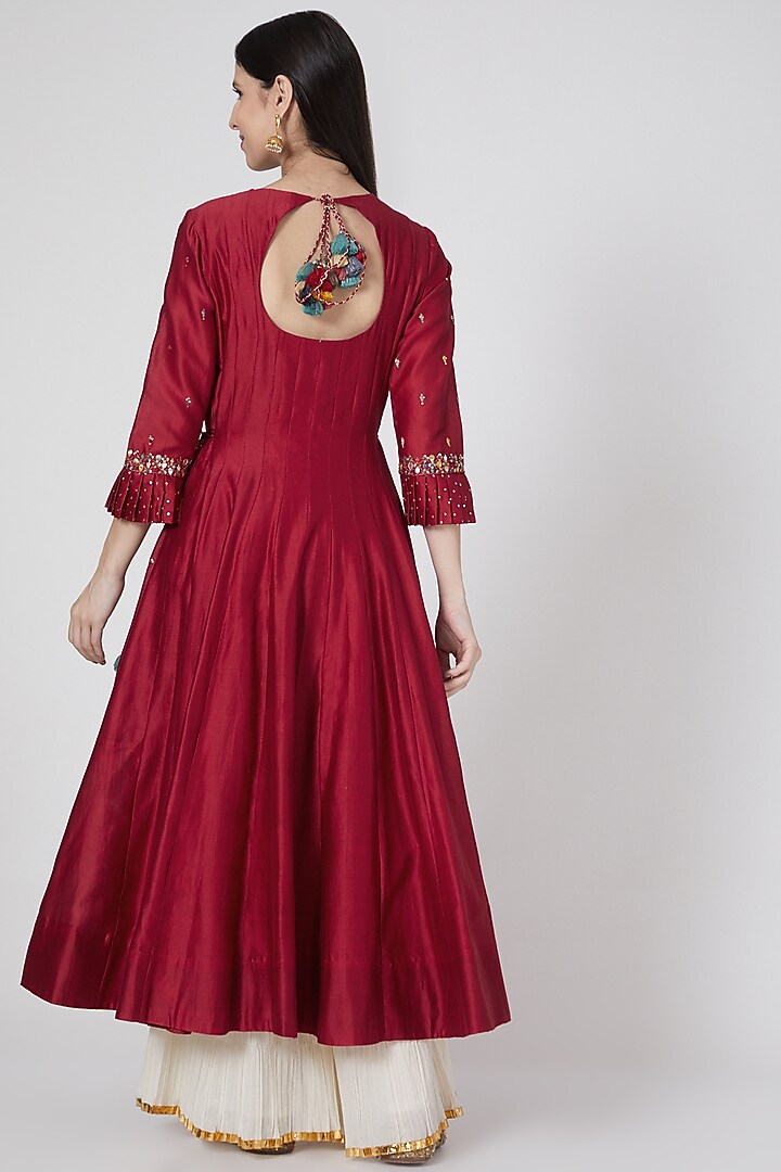 Red Embroidered Kalidar Set by Loka By Veerali Raveshia at Pernia's Pop Up Shop