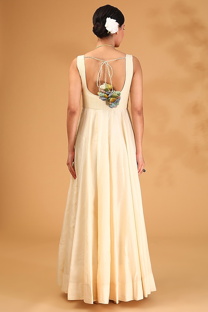 Ivory Dupion Silk Resham Embroidered Wedding Anarkali Set by LOKA By Veerali Raveshia at Pernia's Pop Up Shop