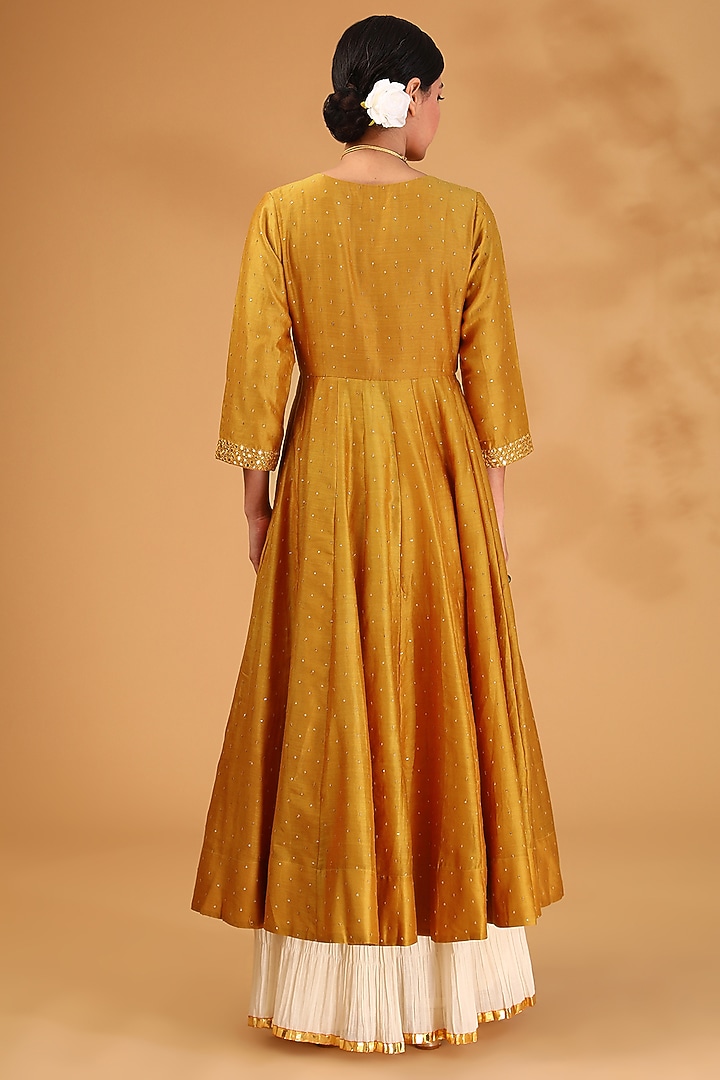Yellow Chanderi Silk Mirror Embroidered Kalidar Kurta Set by LOKA By Veerali Raveshia at Pernia's Pop Up Shop