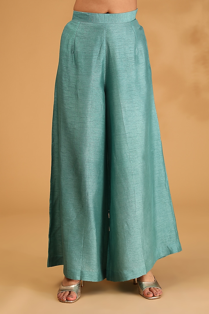 Green Ombre Dupion Silk Gota Hand Embroidered Kurta Set by LOKA By Veerali Raveshia at Pernia's Pop Up Shop