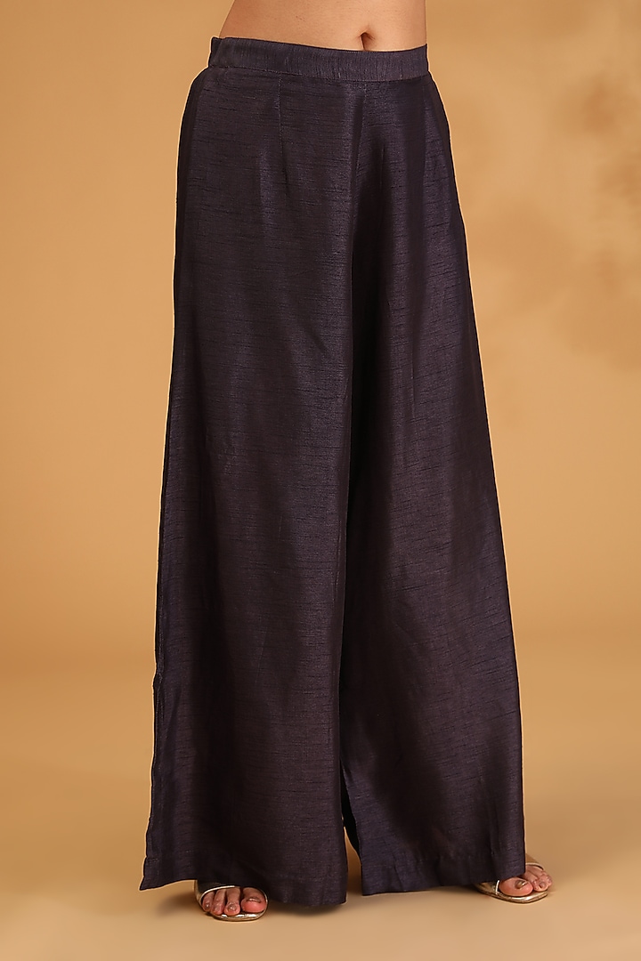 Bottle Green Ombre Dupion Silk Gota Hand Embroidered Kurta Set by LOKA By Veerali Raveshia at Pernia's Pop Up Shop