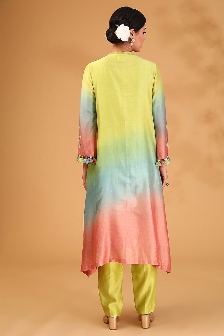 Green Shaded Chanderi Silk Resham Hand Embroidered Kurta Set by LOKA By Veerali Raveshia at Pernia's Pop Up Shop