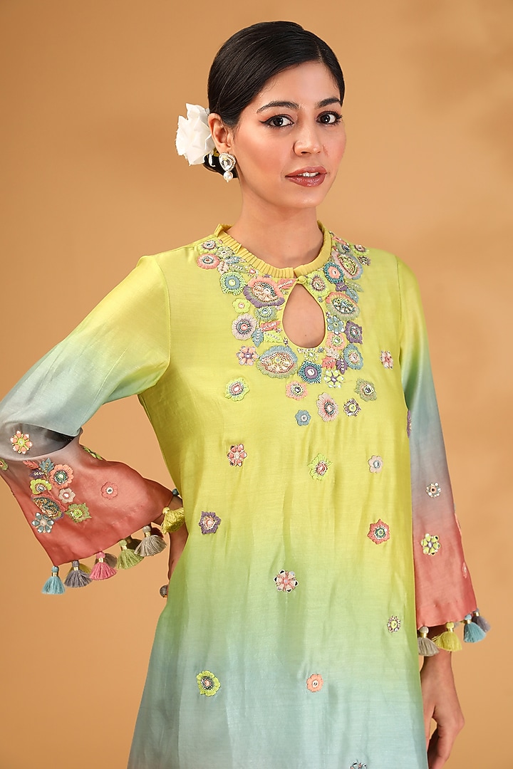 Green Shaded Chanderi Silk Resham Hand Embroidered Kurta Set by LOKA By Veerali Raveshia at Pernia's Pop Up Shop