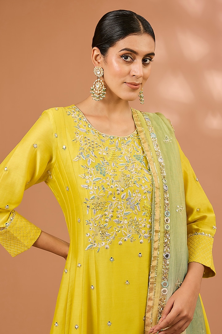 Lime Chanderi Silk Floral Jaal Hand Embroidered Kalidar Kurta Set by LOKA By Veerali Raveshia at Pernia's Pop Up Shop