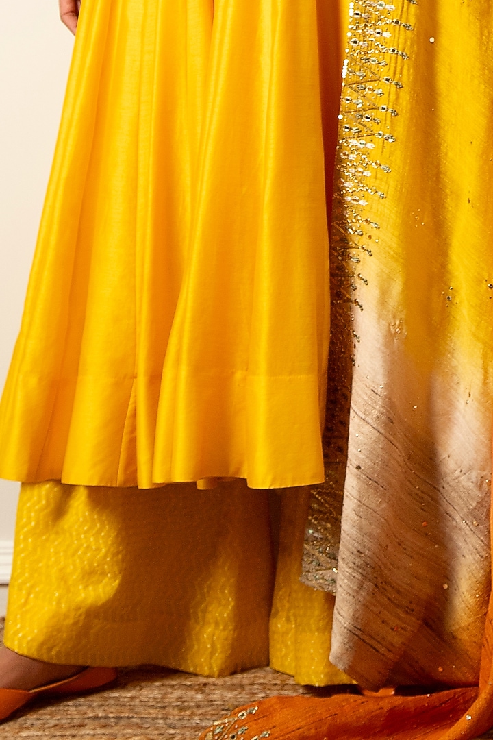 Mango Hand Embroidered Kalidar Kurta Set by LOKA By Veerali Raveshia at Pernia's Pop Up Shop