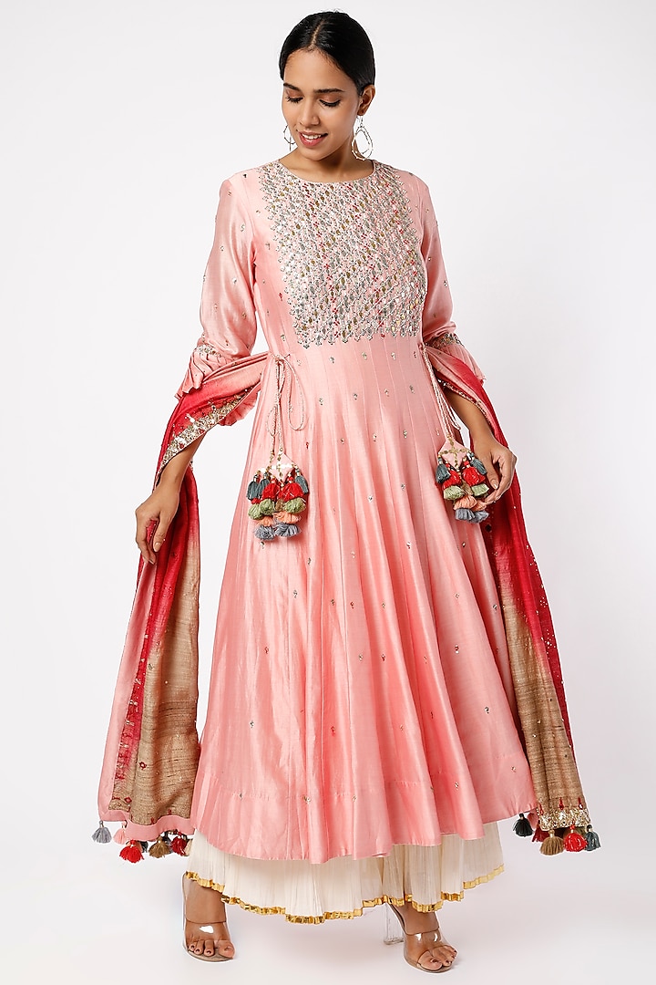 Blush Pink Hand Embroidered Kalidar Kurta Set by LOKA By Veerali Raveshia at Pernia's Pop Up Shop