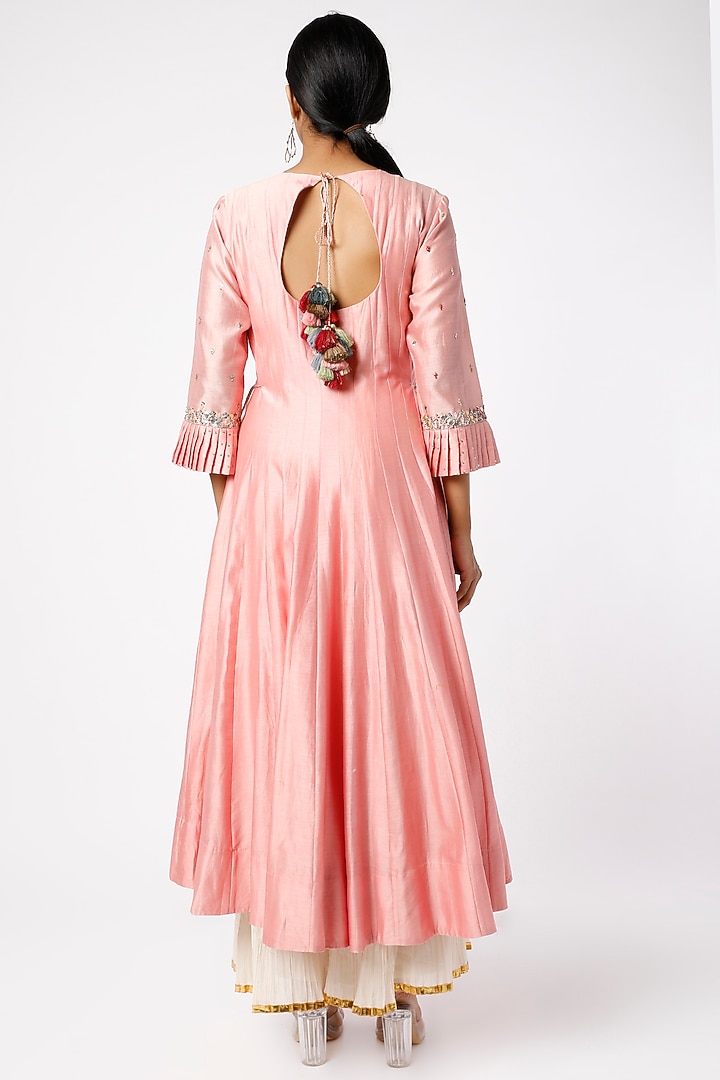 Blush Pink Hand Embroidered Kalidar Kurta Set by LOKA By Veerali Raveshia at Pernia's Pop Up Shop