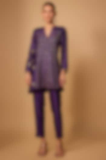Purple Chanderi Silk Bead Hand Embroidered Kurta Set by LOKA By Veerali Raveshia at Pernia's Pop Up Shop
