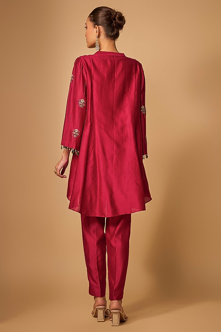Red Chanderi Silk Bead Hand Embroidered Kurta Set by LOKA By Veerali Raveshia at Pernia's Pop Up Shop