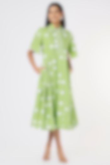 Light Green Cotton Pleated Midi Dress Design By Lovebirds At Pernias