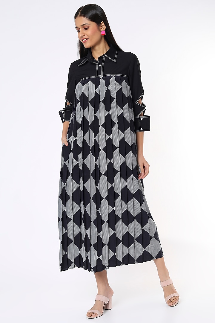 Black Crepe Printed Vacation Dress by Lovebirds at Pernia's Pop Up Shop