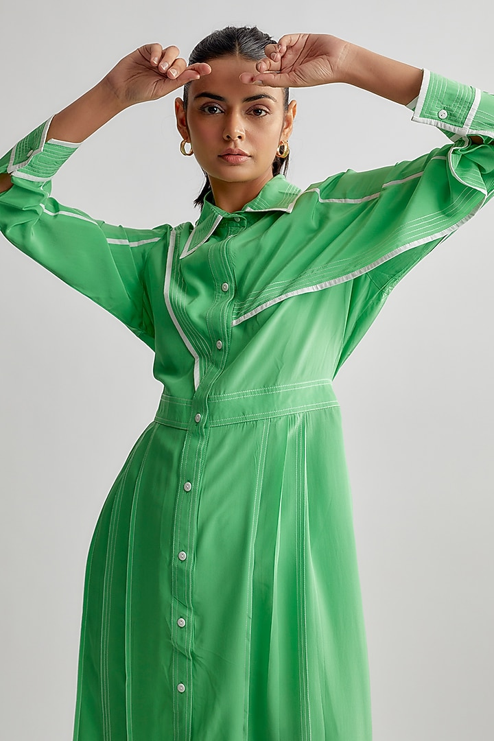 Green Silk Crepe Overlap Shirt Dress Design by Lovebirds at Pernia's Pop Up  Shop 2026
