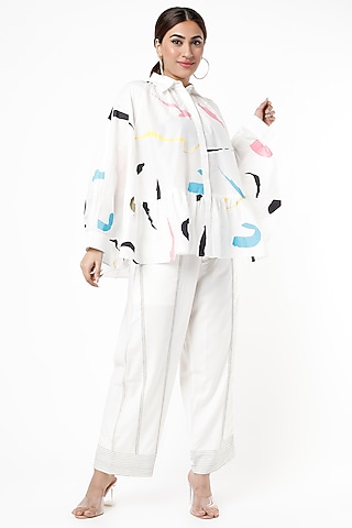 White Straight Fit Pants by Lovebirds