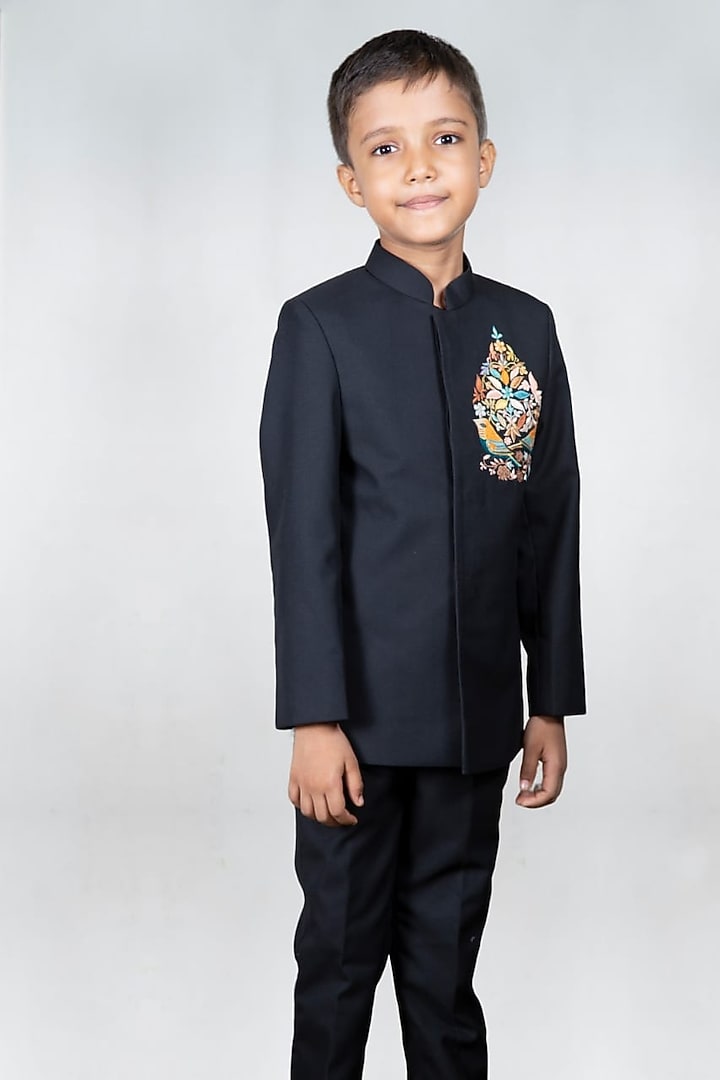 Black Embroidered Bandhgala Set For Boys by LITTLE BRATS at Pernia's Pop Up Shop