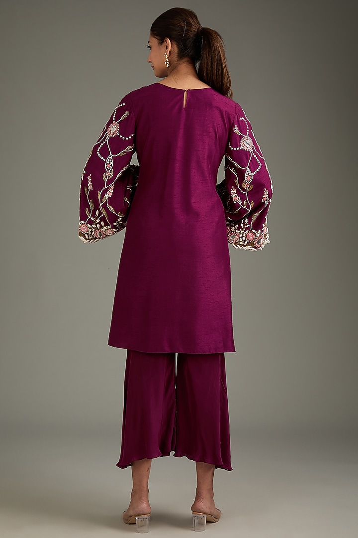 Maroon Couture Silk Hand Embroidered Kurta Set by Label Deepshika Agarwal at Pernia's Pop Up Shop