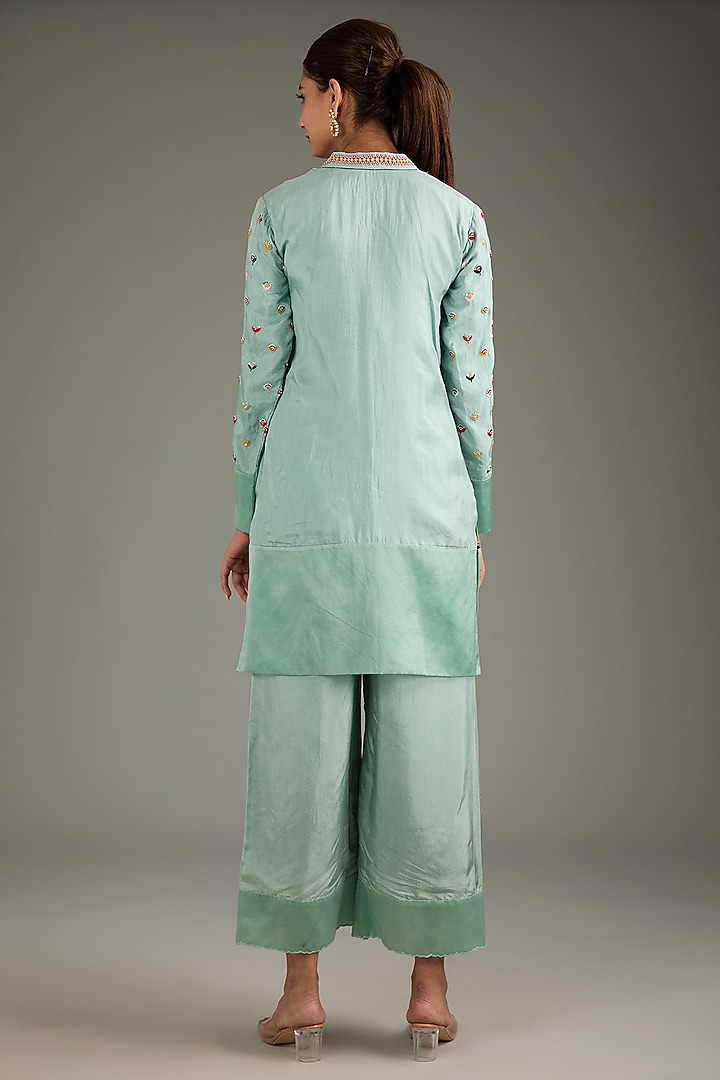 Teal Blue Couture Silk Hand Embroidered Kurta Set by Label Deepshika Agarwal at Pernia's Pop Up Shop