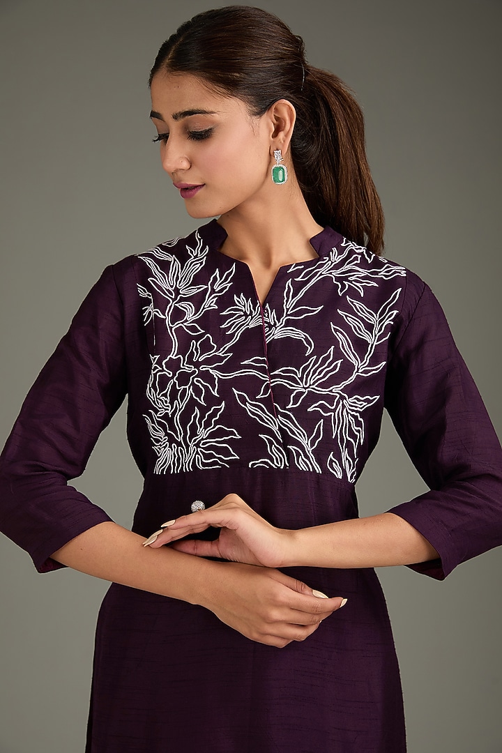Wine Couture Silk Hand Embroidered Kurta Set by Label Deepshika Agarwal at Pernia's Pop Up Shop