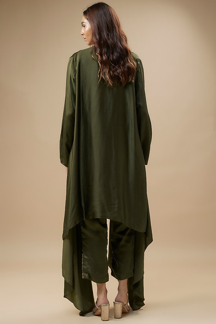 Green Couture Silk Hand Embroidered Jacket Set by Label Deepshika Agarwal at Pernia's Pop Up Shop