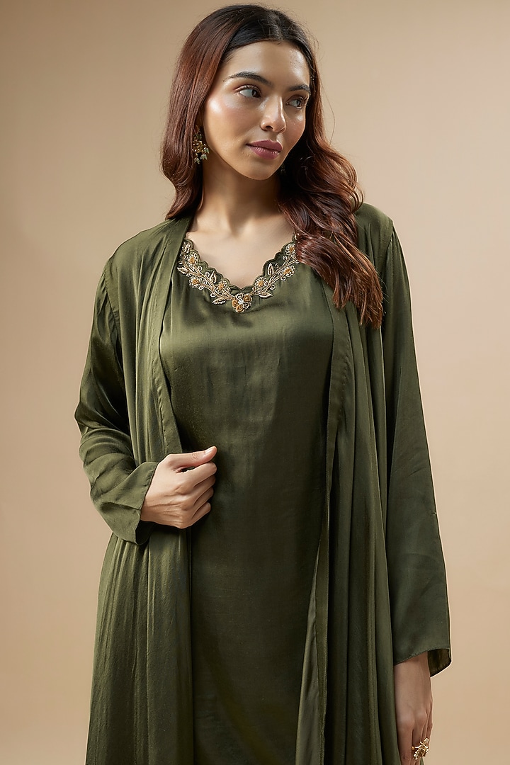 Green Couture Silk Hand Embroidered Jacket Set by Label Deepshika Agarwal at Pernia's Pop Up Shop