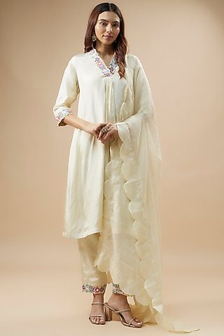 Ivory Couture Silk & Organza Hand Embroidered Kurta Set by Label Deepshika Agarwal