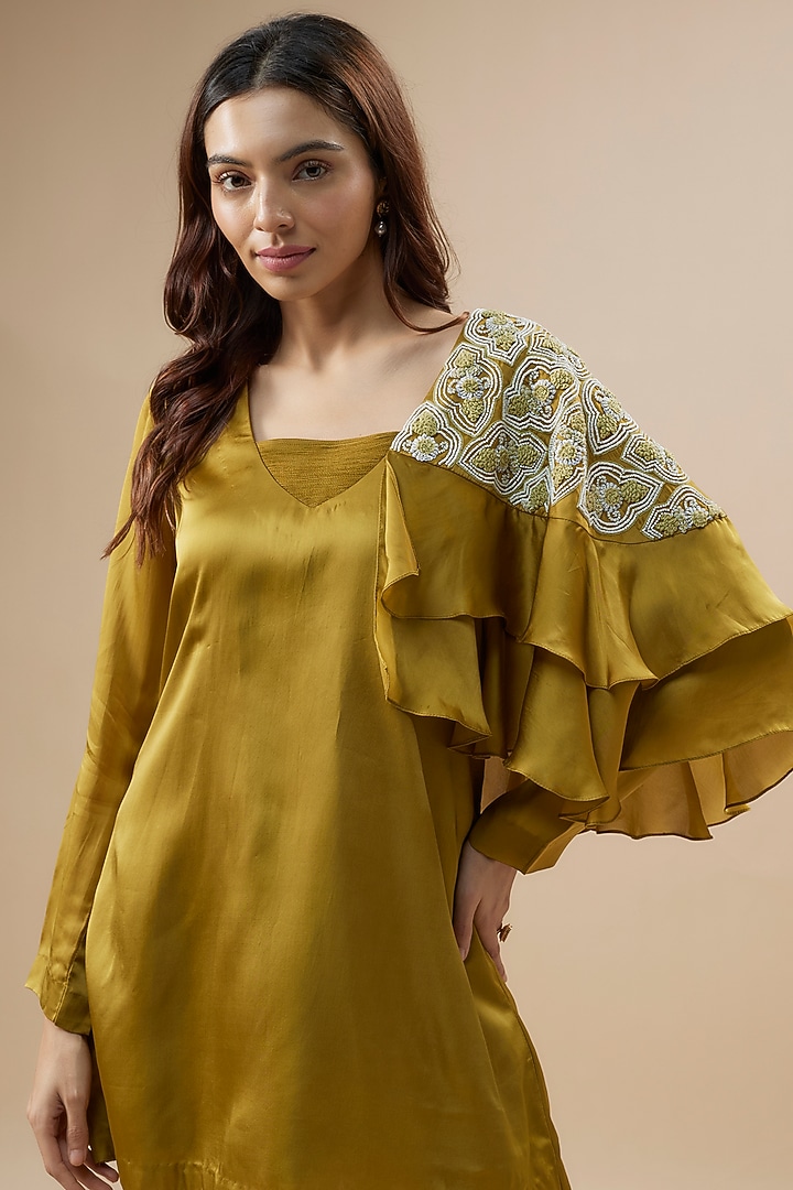 Olive Green Couture Silk Moti Hand Embroidered Kurta Set by Label Deepshika Agarwal at Pernia's Pop Up Shop