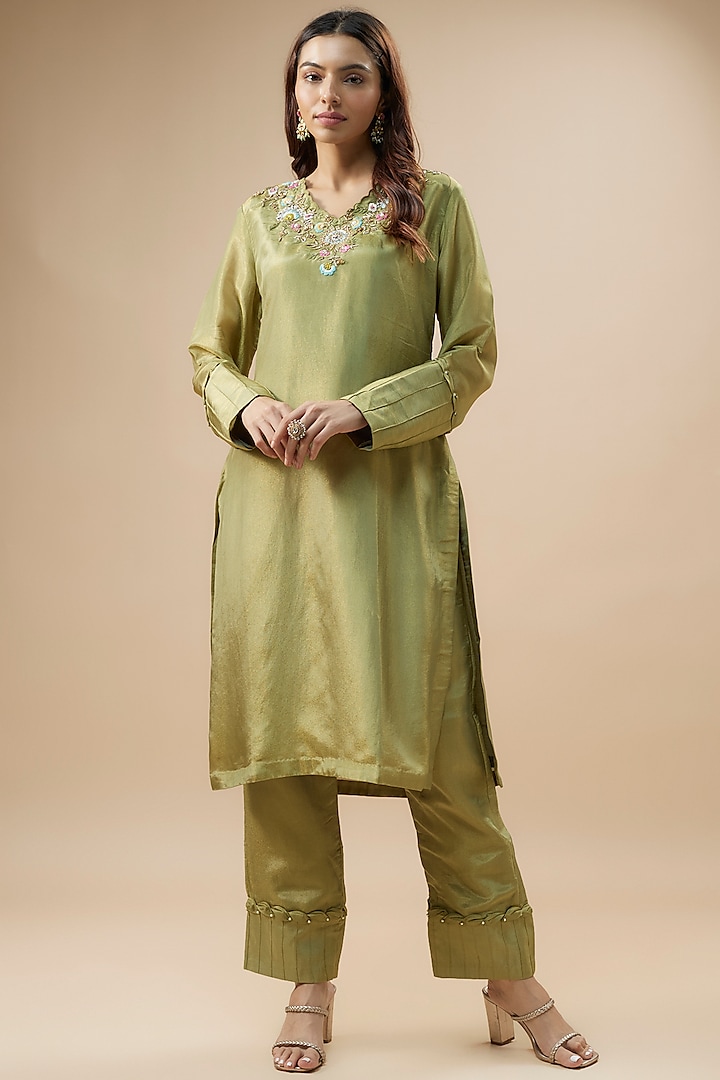 Green Tissue Silk Zari Hand Embroidered Kurta Set by Label Deepshika Agarwal at Pernia's Pop Up Shop