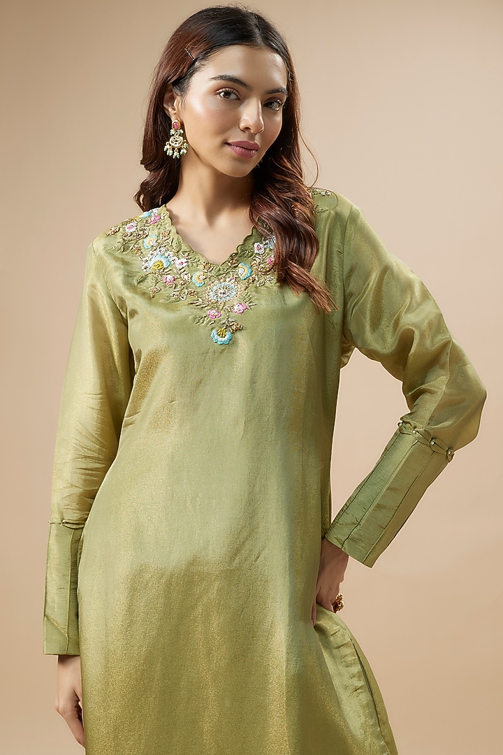 Green Tissue Silk Zari Hand Embroidered Kurta Set by Label Deepshika Agarwal at Pernia's Pop Up Shop