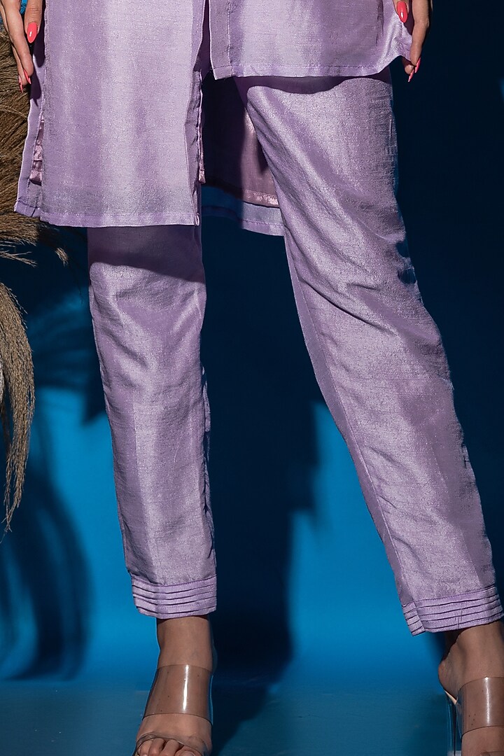 Lavender Bamberg Kurta Set by Label Deepshika Agarwal at Pernia's Pop Up Shop