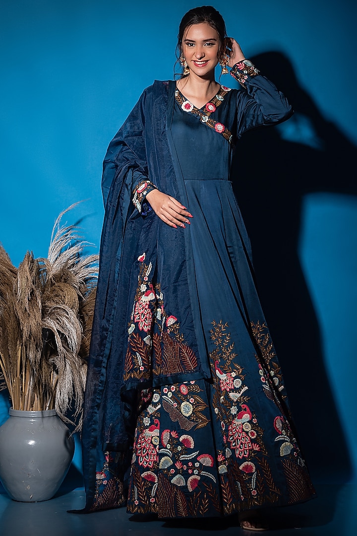 Navy Blue Embroidered Anarkali Set by Label Deepshika Agarwal at Pernia's Pop Up Shop