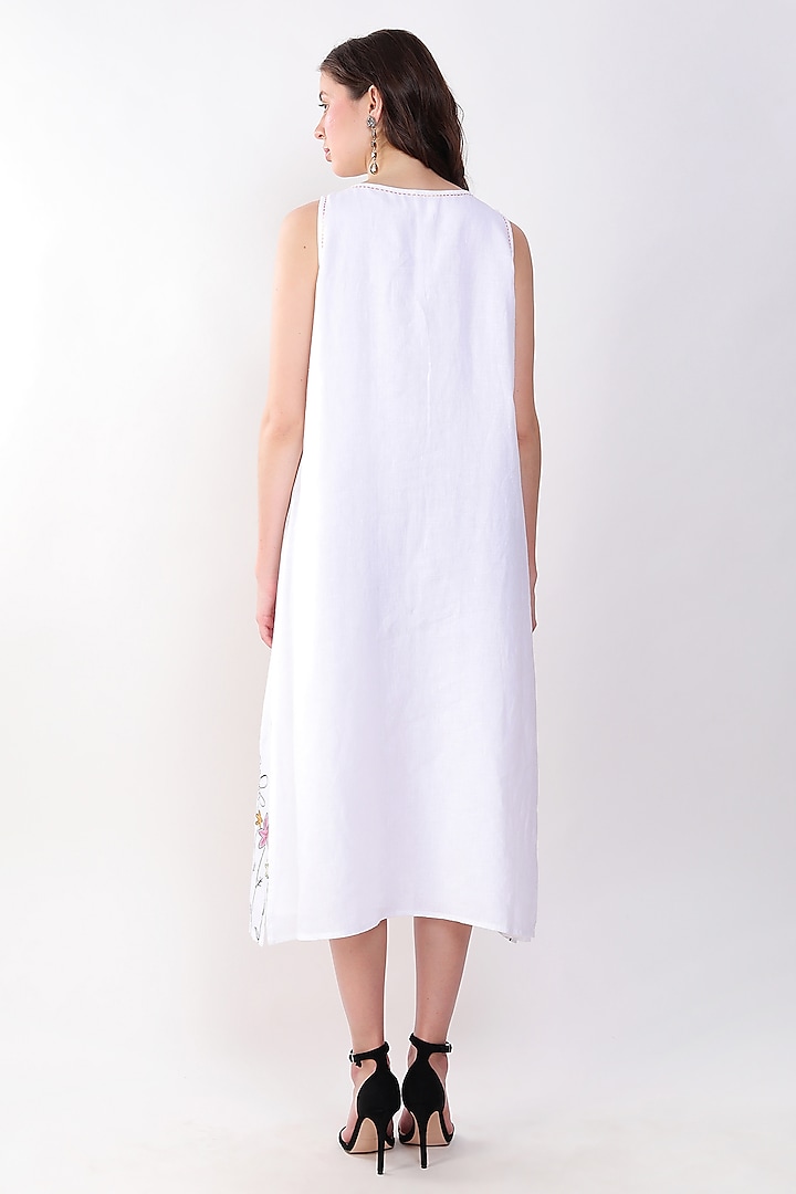 Light Weight White Linen Dress With Richelieu Embroidery Bouquet Of Roses main image 1