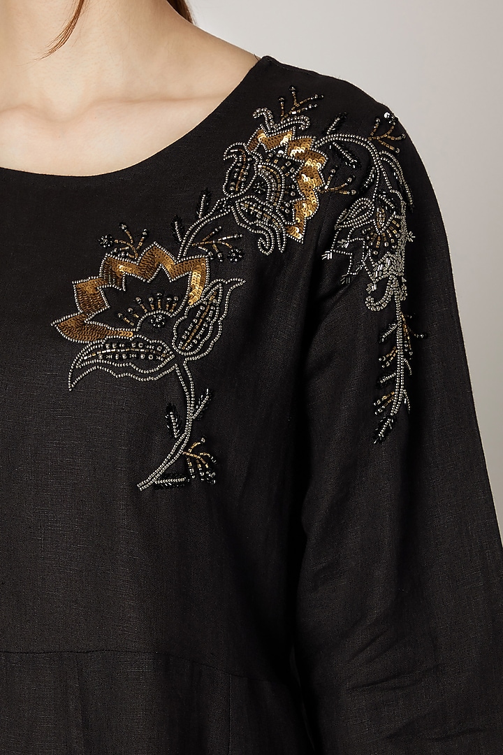 Black Embroidered Linen Tunic by Linen Bloom at Pernia's Pop Up Shop