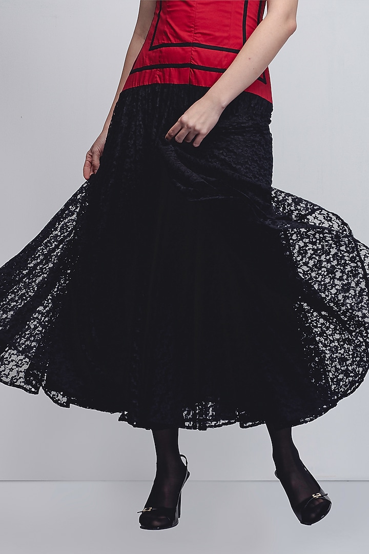 Red & Black Cotton Vacation Dress by LEH STUDIOS at Pernia's Pop Up Shop