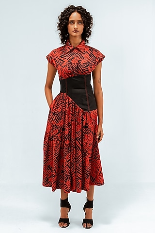 Black & Red Cotton Printed Tiered Midi Dress by LEH STUDIOS