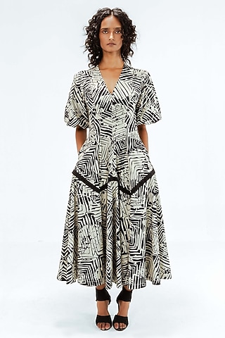 Black & Beige Cotton Floral Printed  Midi Dress by LEH STUDIOS