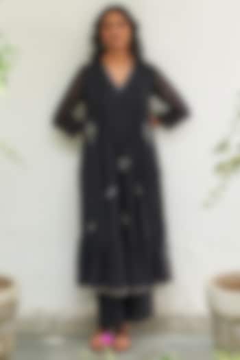 Black Mangalgiri Cotton Sequins Embroidered Handwoven Kurta Set by Label Earthen Pret