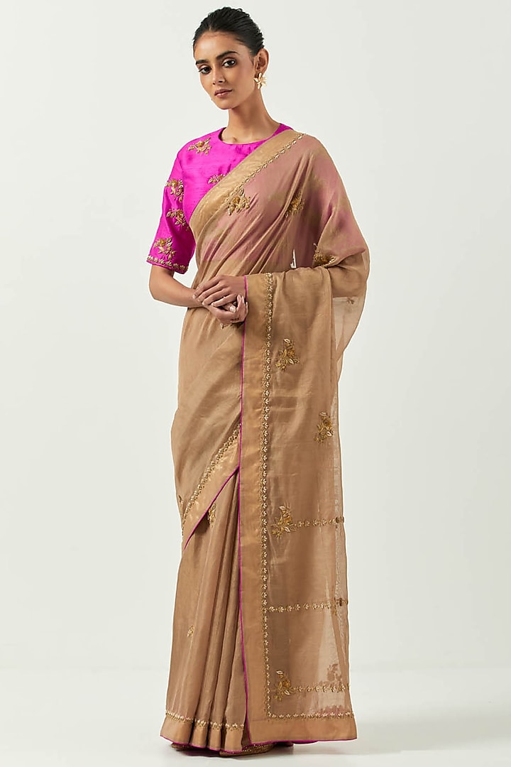 Gold Tissue Embroidered Handwoven Saree Set by Label Earthen Pret