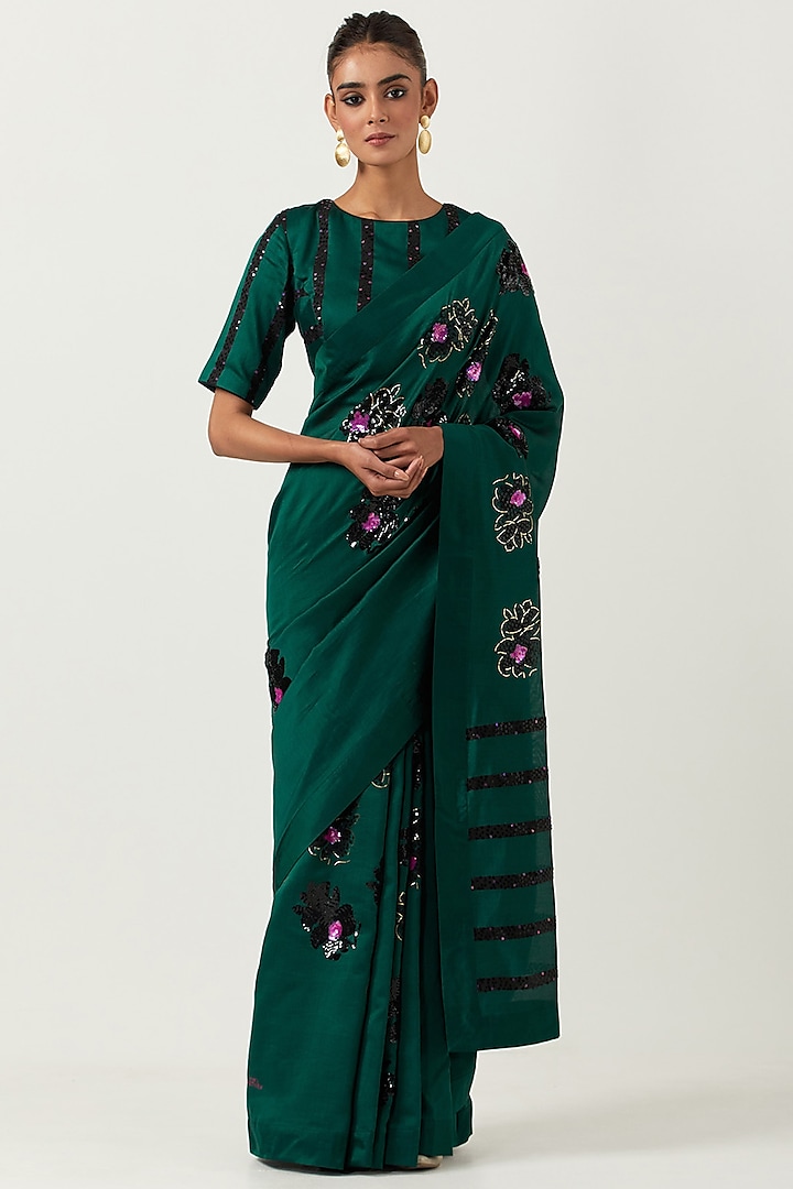 Bottle Green Chiniya Silk Embroidered Saree Set by Label Earthen Pret