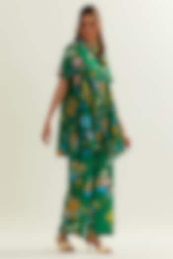 Green Viscose Crepe Silk Co-Ord Set by Label Earthen Pret at Pernia's Pop Up Shop