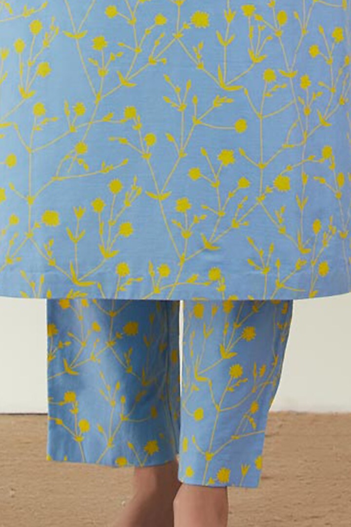 Powder Blue Embroidered Kurta Set by Label Earthen Pret at Pernia's Pop Up Shop