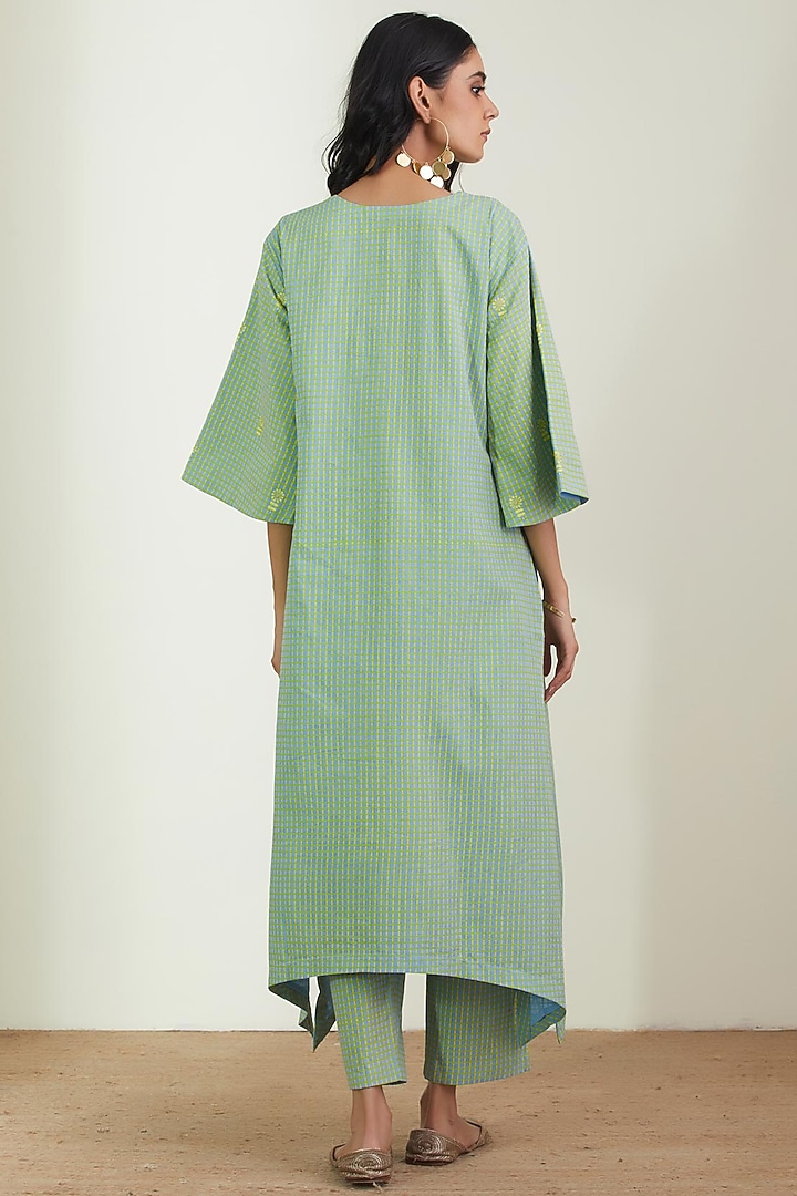 Mint Green Printed Kurta Set by Label Earthen Pret at Pernia's Pop Up Shop