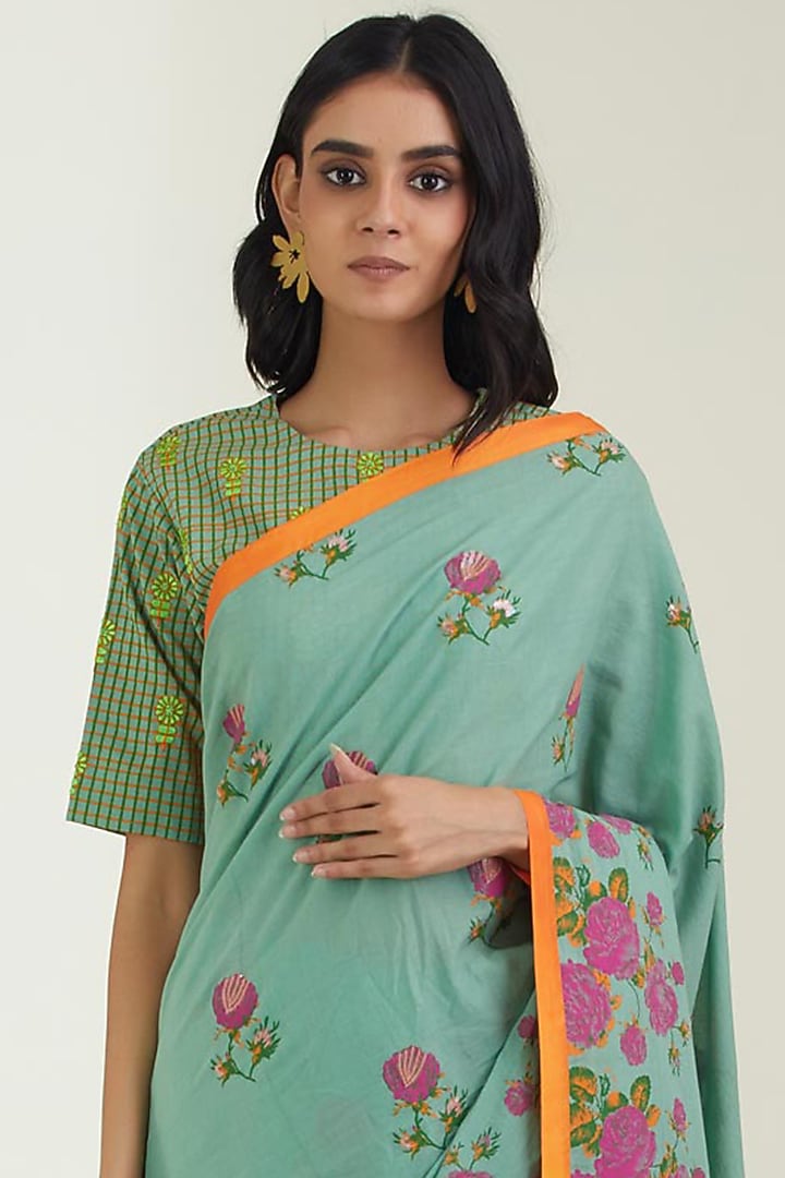 Sage Green Cotton Mulmul Printed Party Wear Saree Set by Label Earthen Pret at Pernia's Pop Up Shop