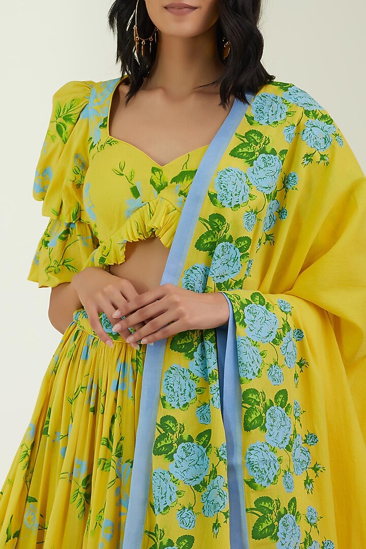 Lemon Yellow Printed Lehenga Set by Label Earthen Pret at Pernia's Pop Up Shop