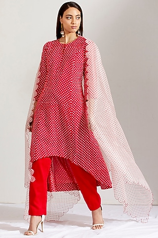 Red & White Cotton Mul Kurta Set by Label Earthen Pret