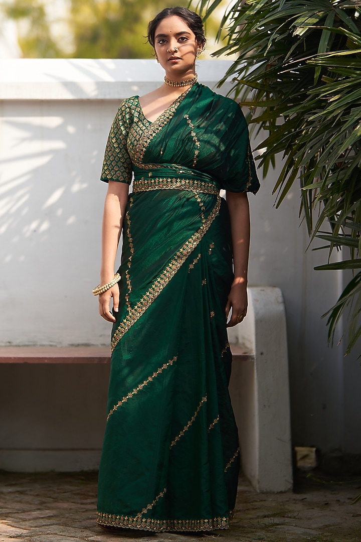 Emerald Green Silk Zari Hand Embroidered Wedding Saree Set by Label Earthen Pret at Pernia's Pop Up Shop