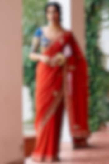 Red Chiniya Silk Hand Embroidered Wedding Saree Set by Label Earthen Pret at Pernia's Pop Up Shop